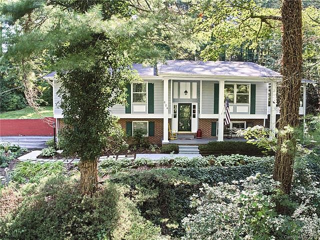 1st image of 604 Jearl Ln