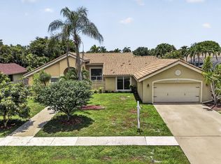 2171 Amesbury Cir, Wellington, FL 33414
