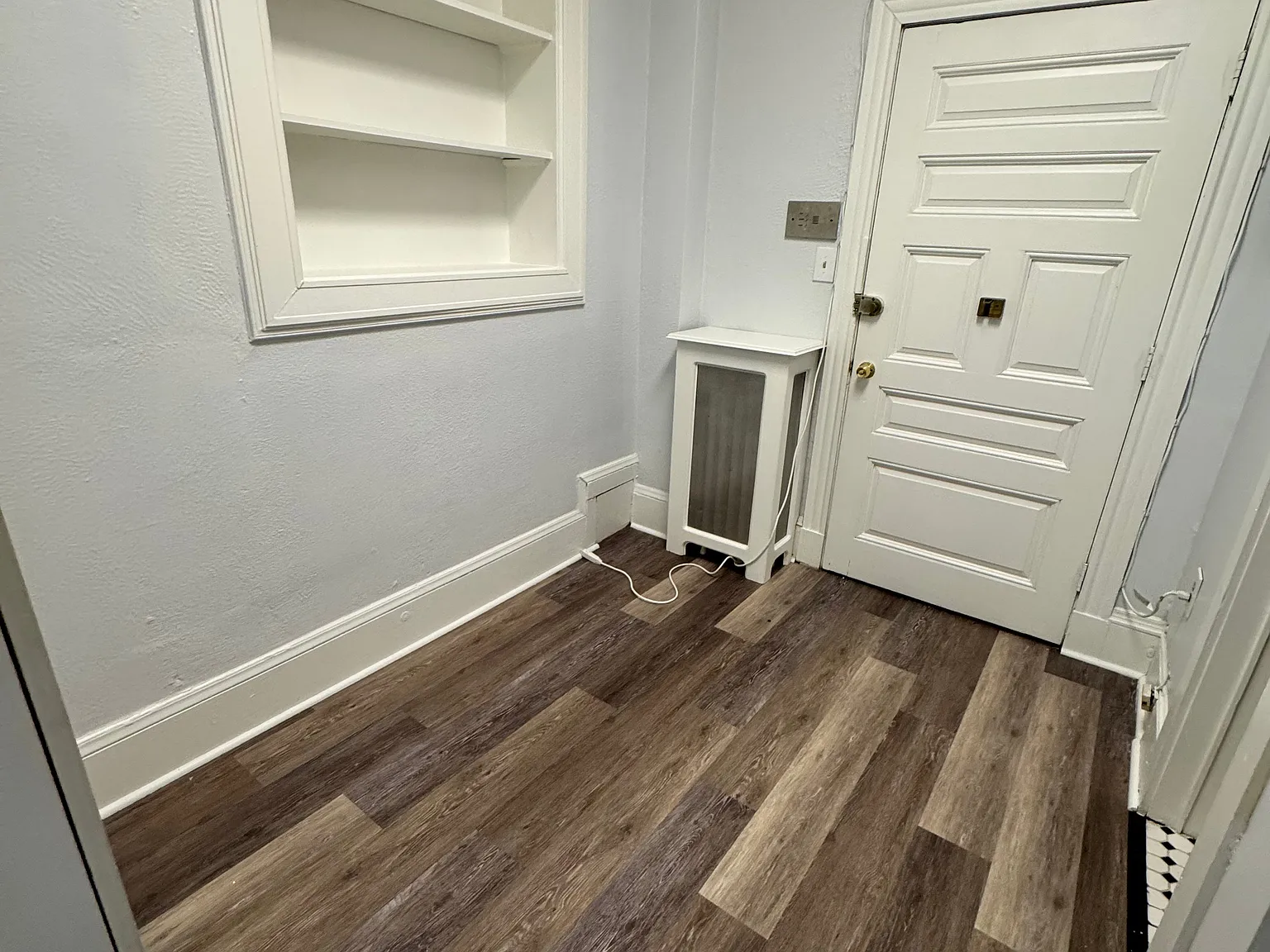 Studio, 400 sqft, $2,250 — Photo 4