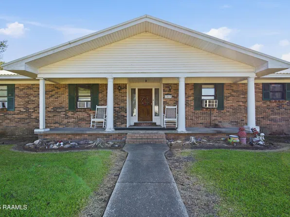 2513 N Curtis Dr, New Iberia, LA 70560