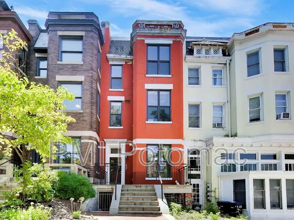 1952 Calvert St NW APT 4, Washington, DC 20009
