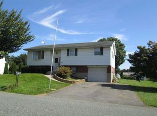 135 S 6th St, Phillipsburg, NJ 08865