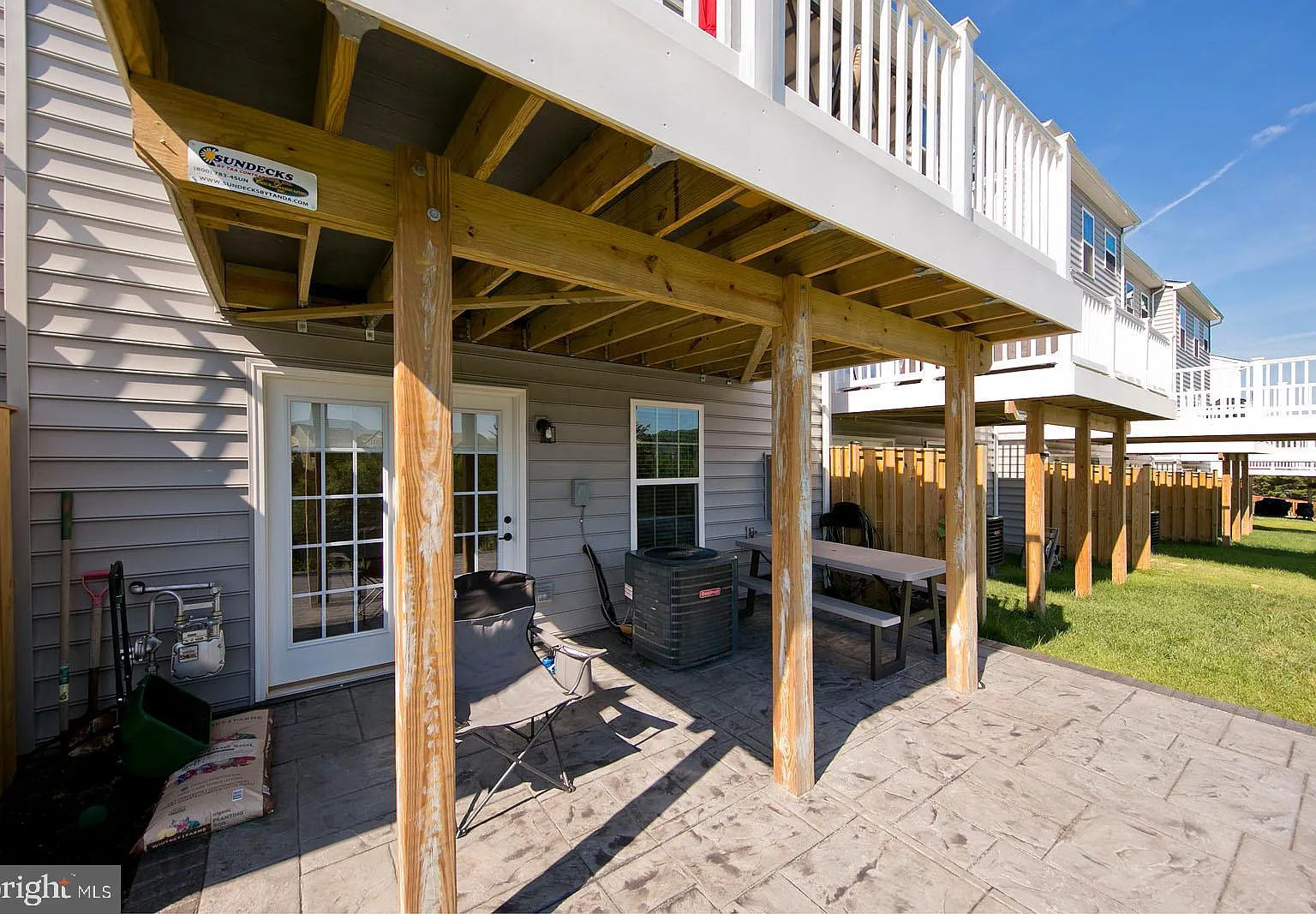 3 bed, 3.5 bath, 2439 sqft, $2,500 — Photo 4