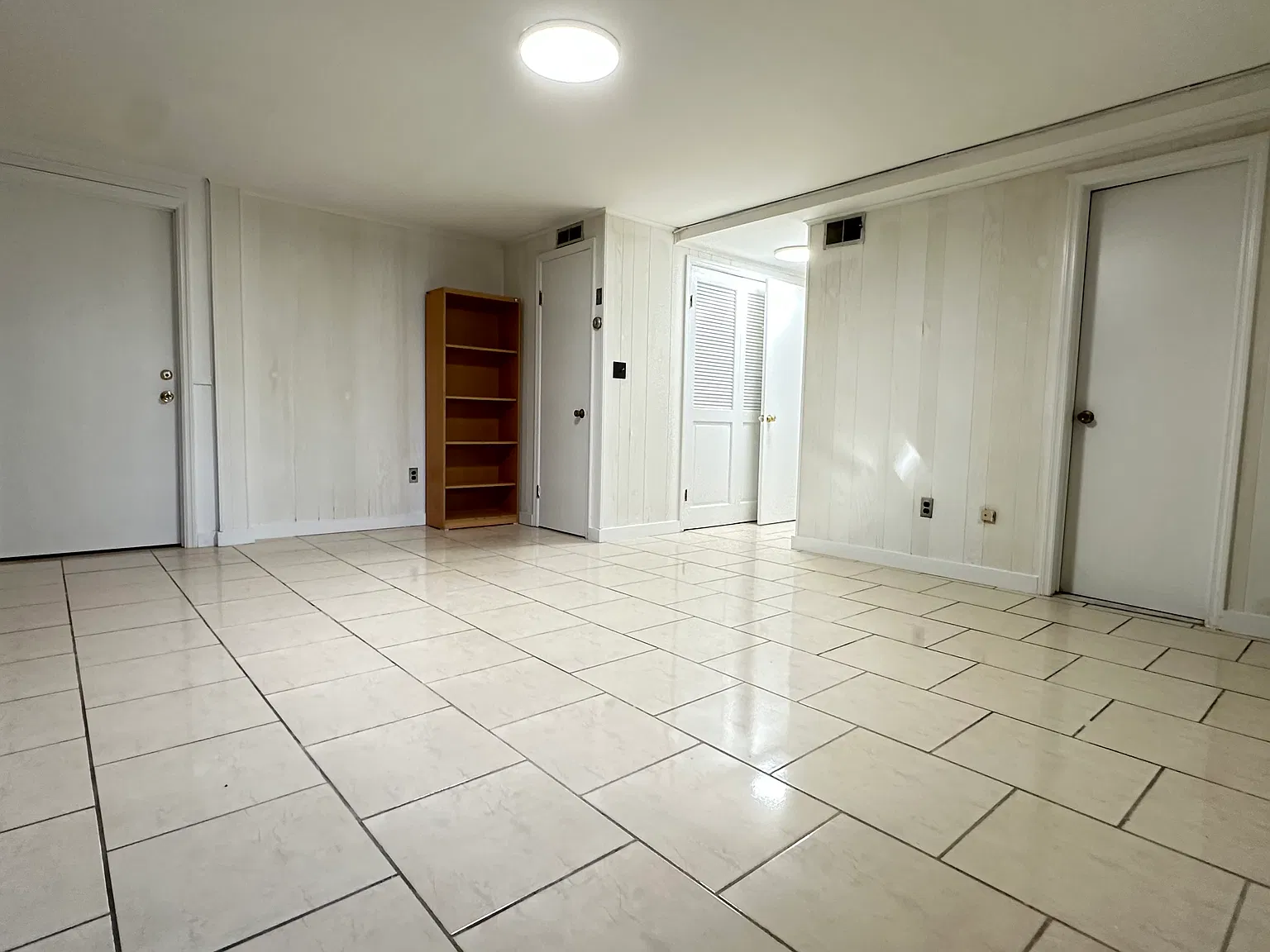 1 bed, 900 sqft, $1,800 — Photo 4
