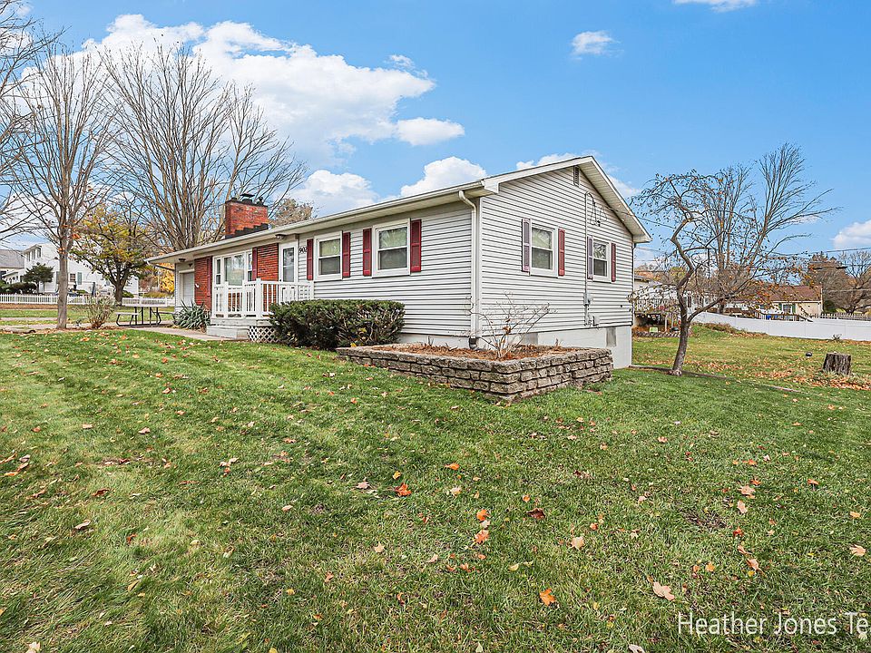 902 Marvel Dr, Greenville, MI 48838 Zillow