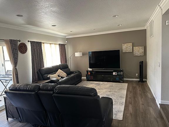 4th image of 4528 Britwell Ct