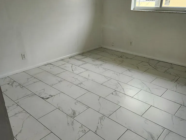 3940 NW 31st Ter #3 — Photo 5