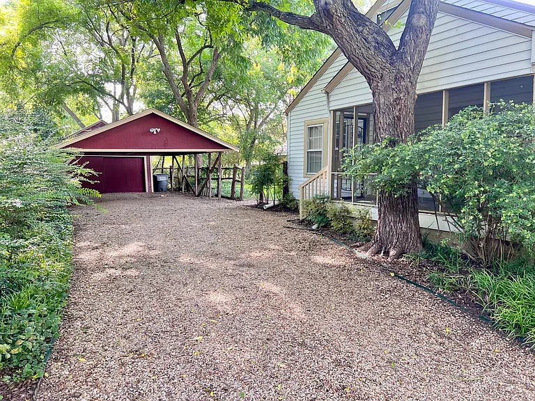 531 S Dallas Ave — Photo 15
