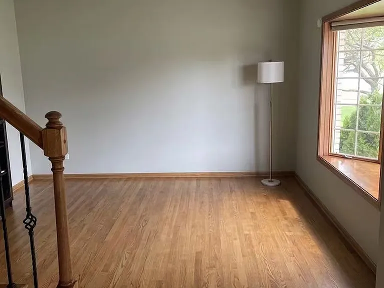 135 Deertrail Dr — Photo 5