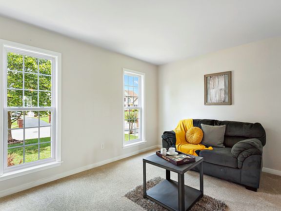 4th image of 7216 Oakmere Ct