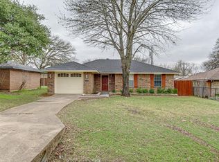 506 Flowers St, Seagoville, TX 75159