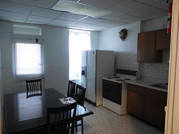 3rd image of 3860 Connecticut St #2
