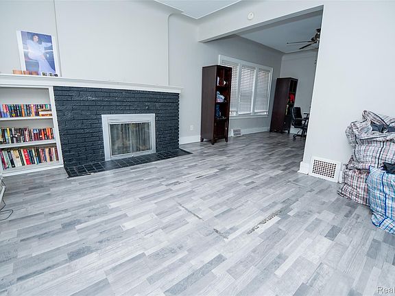 4th image of 13551 Santa Rosa Dr