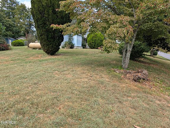 3rd image of 241 Martin Rd