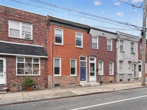 2534 E Dauphin St, Philadelphia, PA 19125