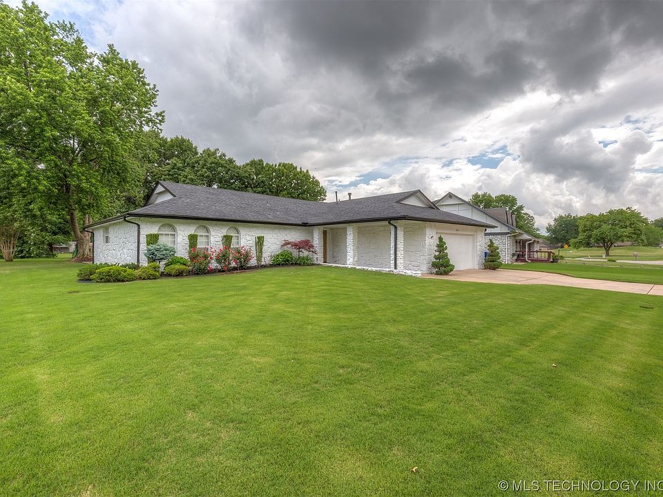 625 Meadowood Dr, Broken Arrow, OK 74011 Zillow