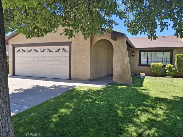 1012 Chagal Ave, Lancaster, CA 93535