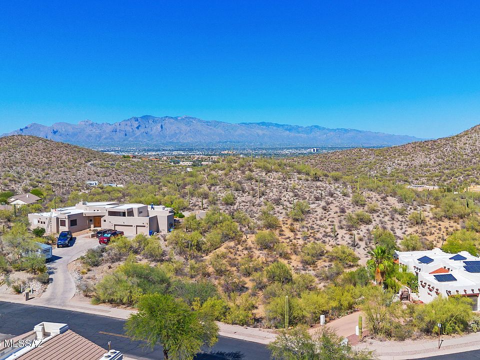 1st image of 917 S Bill Martin Dr
