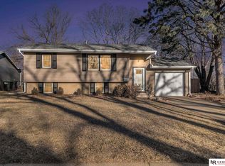 12760 Grover St, Omaha, NE 68144