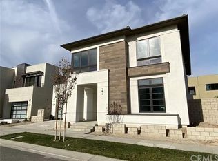 81 Lunar, Irvine, CA 92618