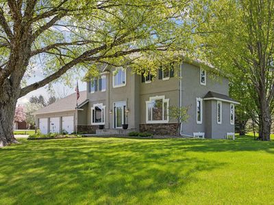 36 Raven Rd, North Oaks, MN, 55127
