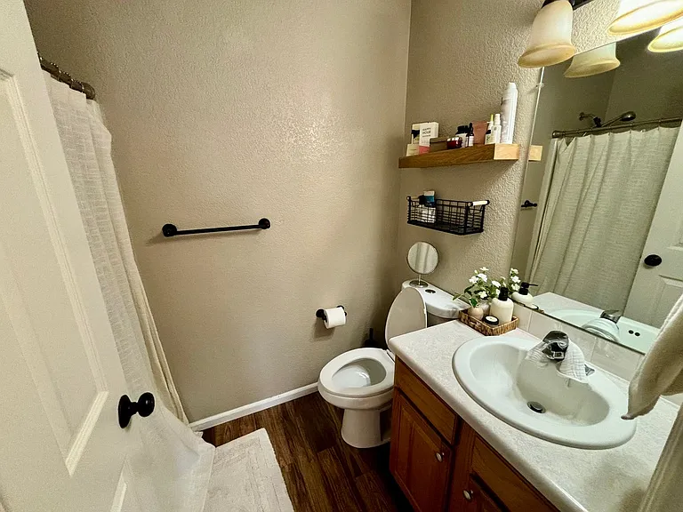 802 Waterglen Dr #D18 — Photo 15