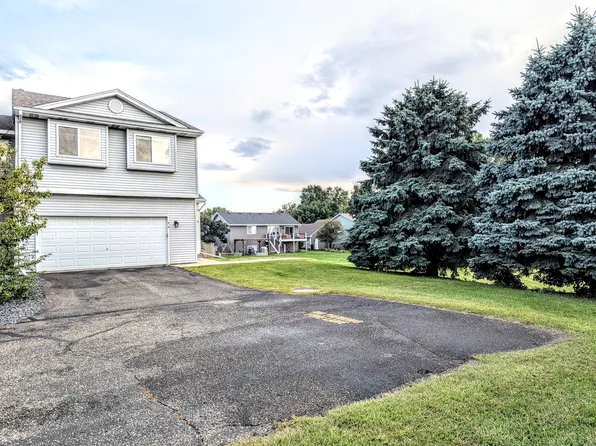 1625 Namekagon St APT 36, Hudson, WI 54016