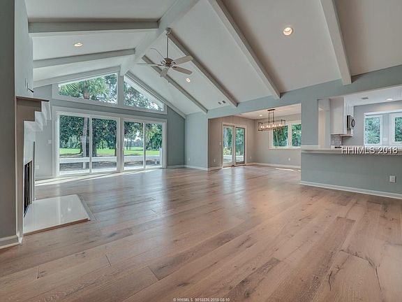 5th image of 14 Heath Dr