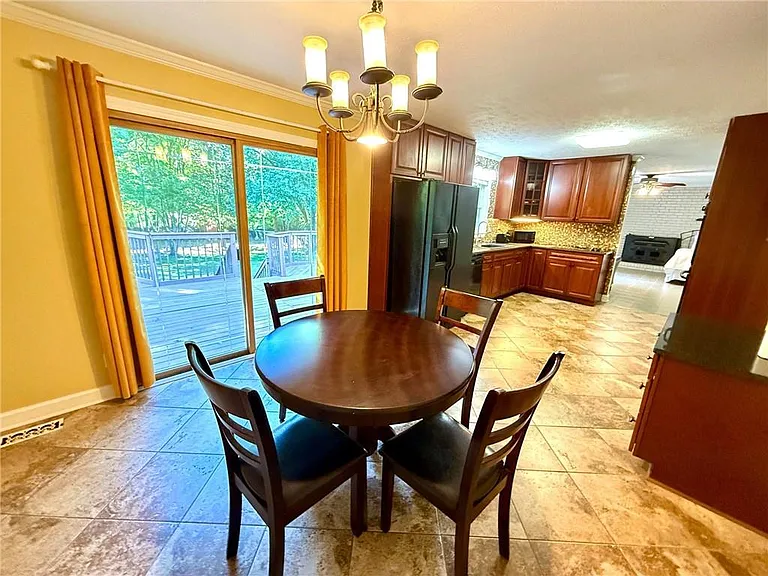 6725 Ridge Moore Dr — Photo 20