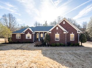 409 Masters Dr, Lexington, TN 38351