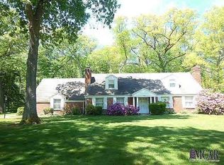 7527 Dartmouth Dr, Lambertville, MI 48144