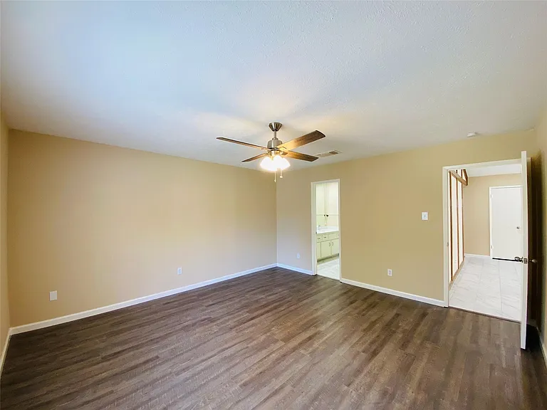14815 Earlswood Dr — Photo 19