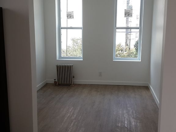 2nd image of 649 Rogers Ave