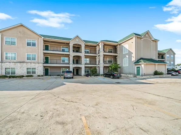 7037 Kingston Cove Ln #114, Willis, TX 77318