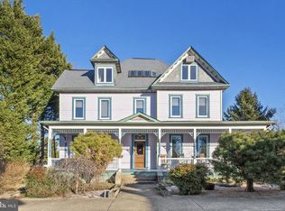 222 Blue Ridge Ave, Front Royal, VA 22630