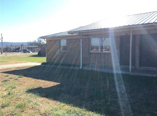 301 W Kelli Ave, Farmington, AR 72730