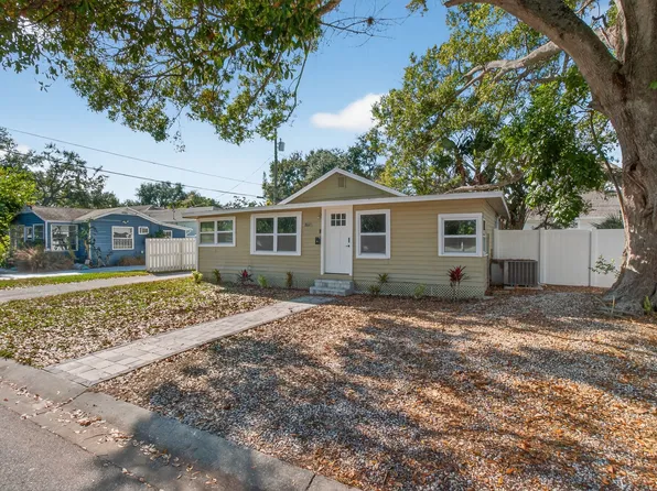 1800 27th Ave N #1/2, Saint Petersburg, FL 33713