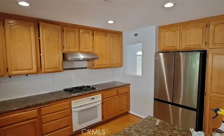 22491 Kent Ave — Photo 24