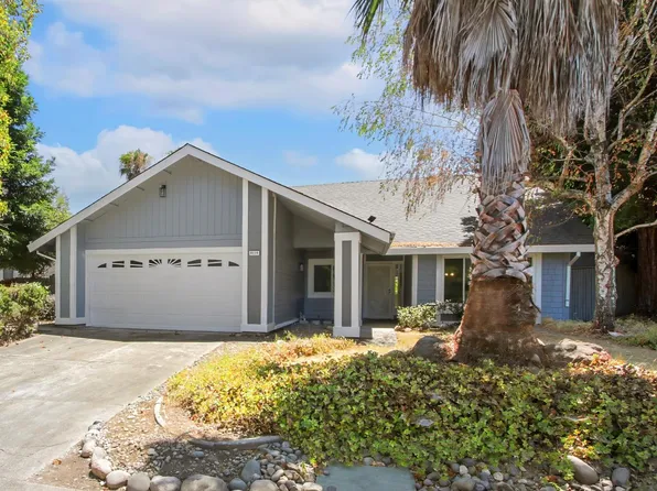 8114 Woodlake Hills Dr, Orangevale, CA 95662