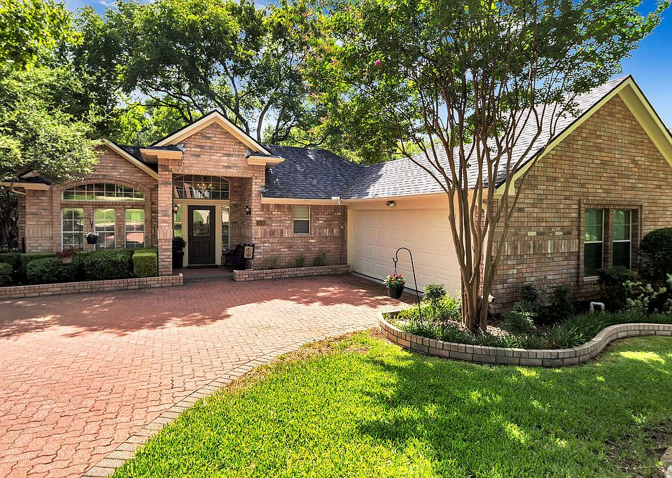 1st image of 2016 Winding Creek Blvd