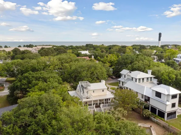 2014 Central Ave, Sullivans Island, SC 29482