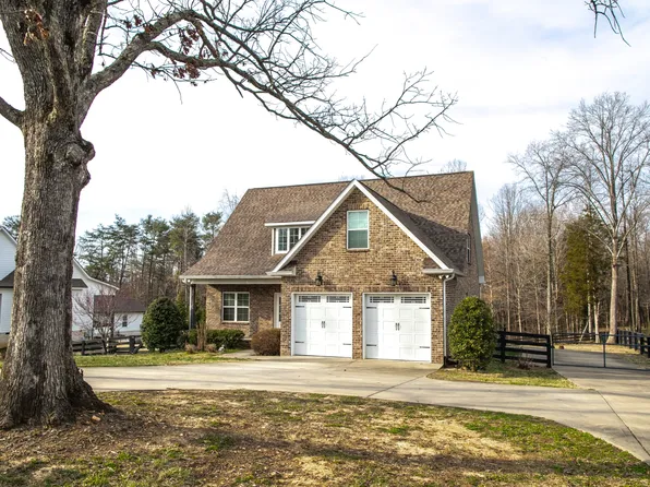 1345 Camp Ravine Rd, Burns, TN 37029