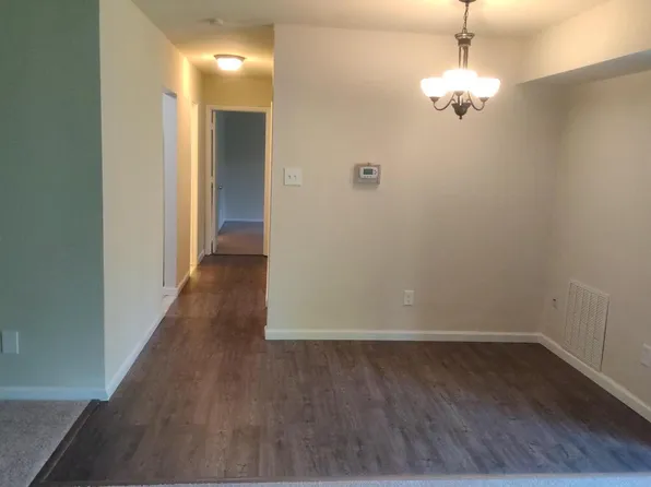 7975 Audubon Ave APT 302, Alexandria, VA 22306