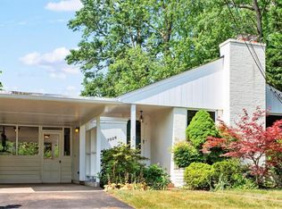 7026 Quander Rd, Alexandria, VA 22307