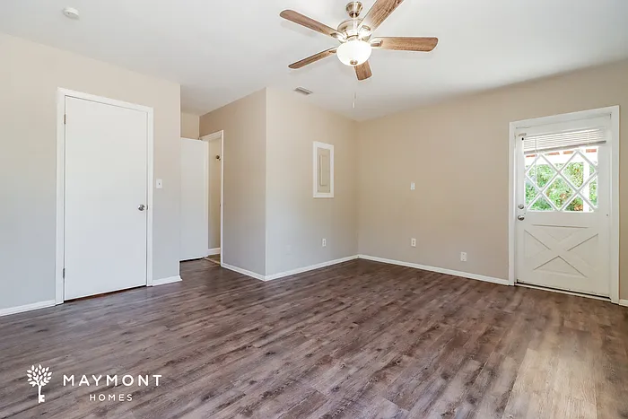 1429 S Evergreen Ave — Photo 10