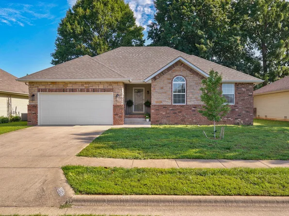 3395 W Sagamont Street, Springfield, MO 65807