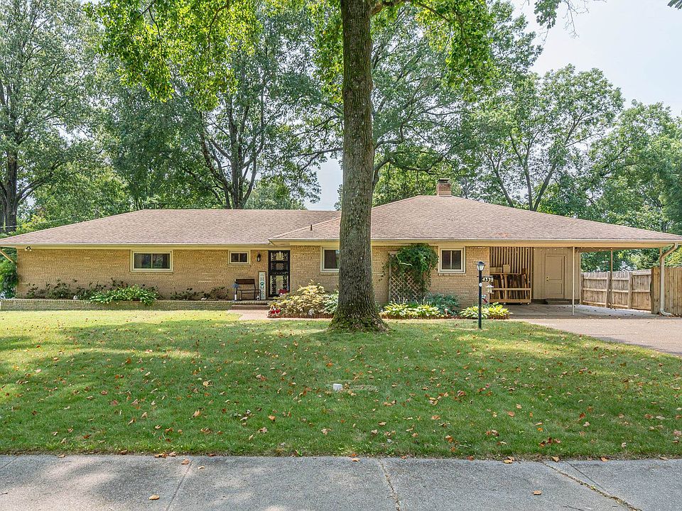 1st image of 4339 Woodcrest Dr