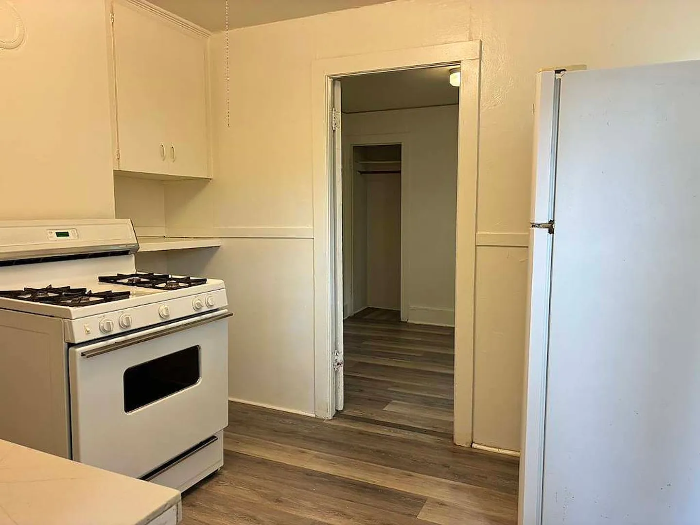 809 High Street — Photo 4