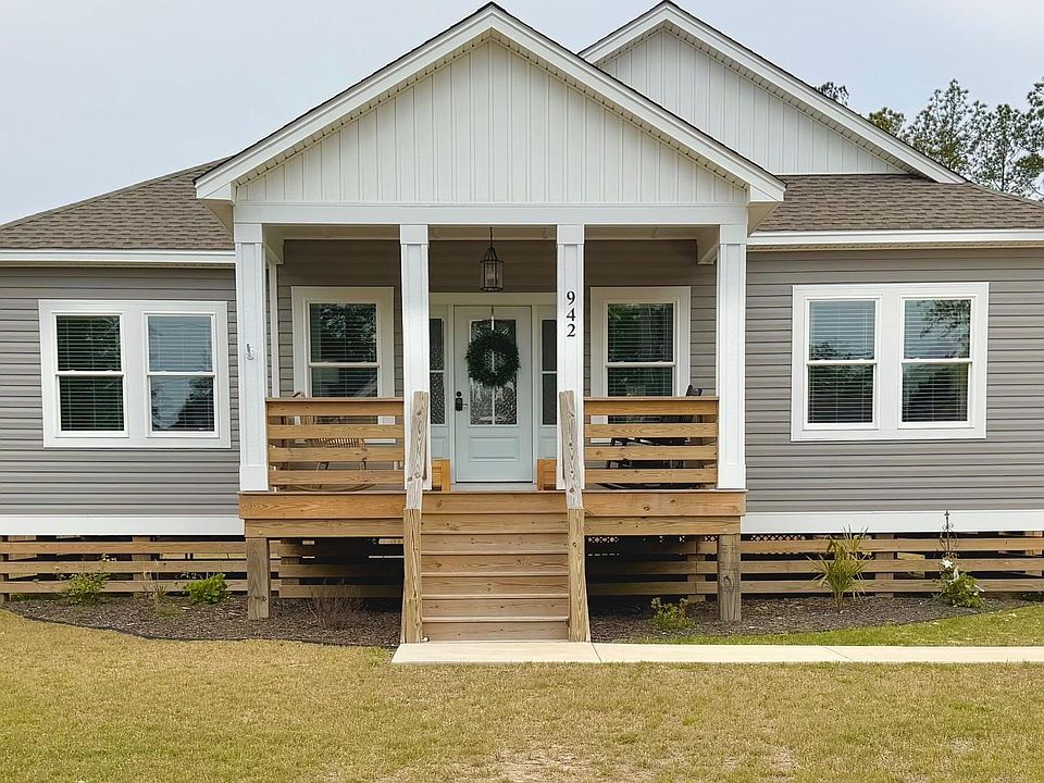 1st image of 942 2nd St Lot 3A