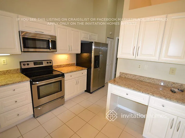 10320 NW 48th Ct — Photo 4